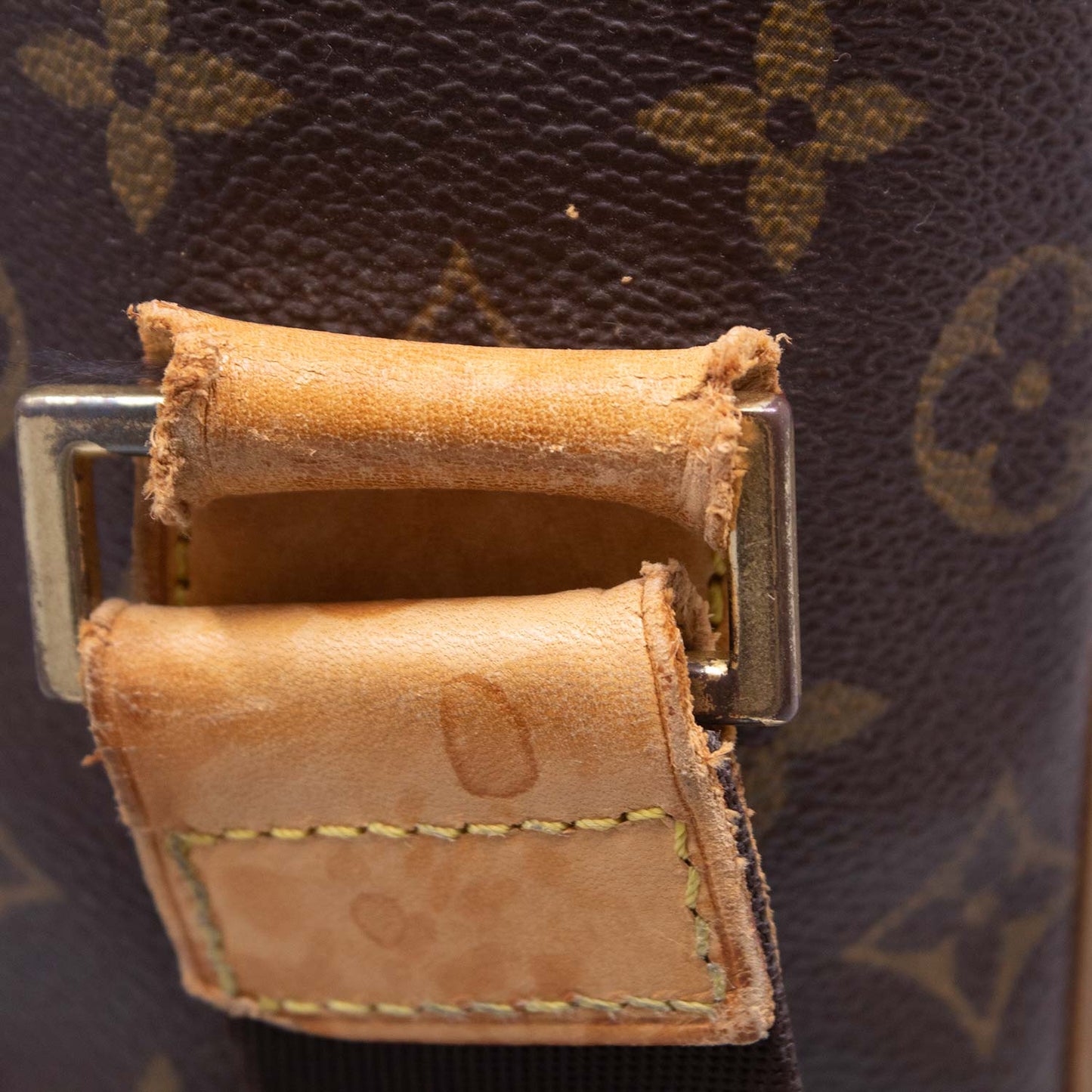 Louis Vuitton Messenger Abbesses Monogram