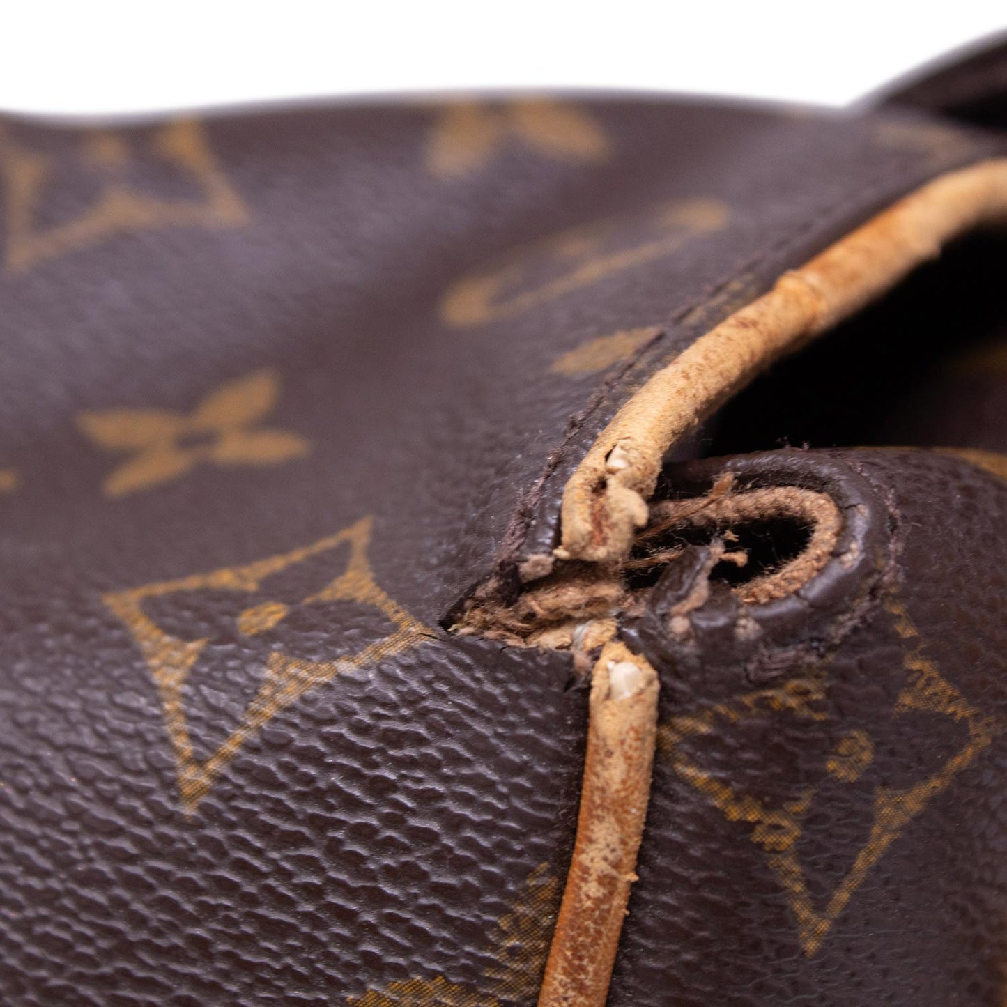 Louis Vuitton Messenger Abbesses Monogram