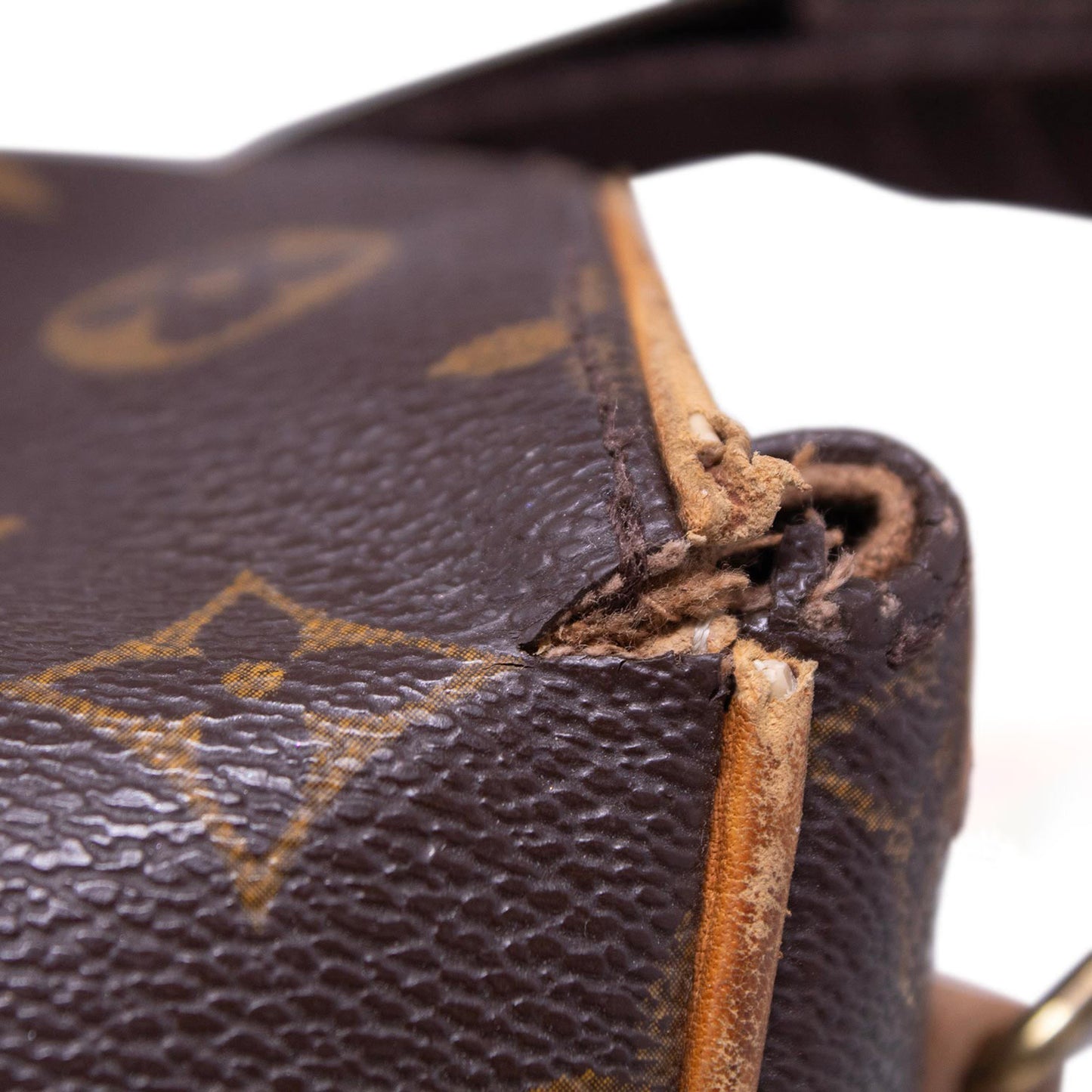 Louis Vuitton Messenger Abbesses Monogram