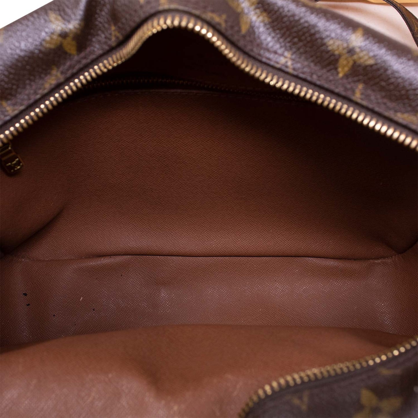 Louis Vuitton Nil Monogram Vintage