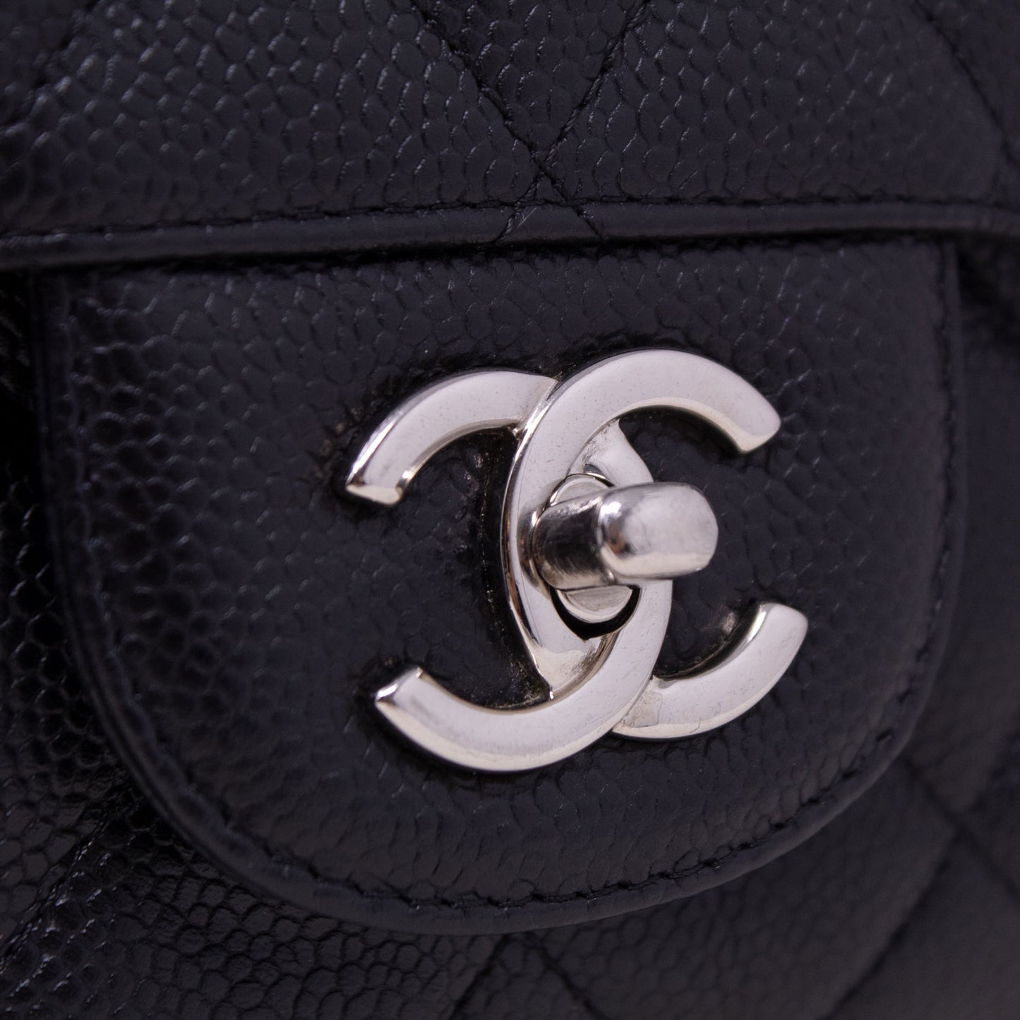 Chanel Jumbo Double Flap Nera Caviar