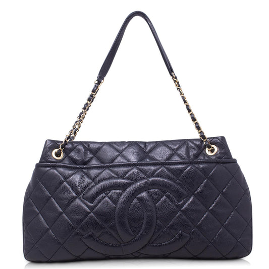 Chanel Hobo Timeless CC Caviar Nera