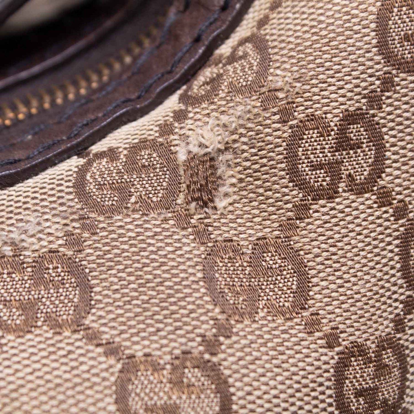 Gucci GG Medium Jockey Hobo