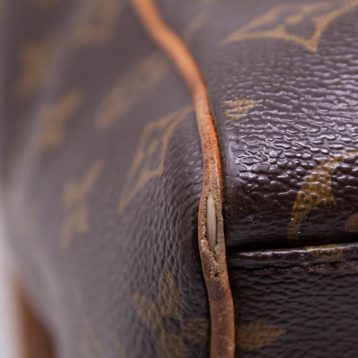 Louis Vuitton Messenger Abbesses Monogram