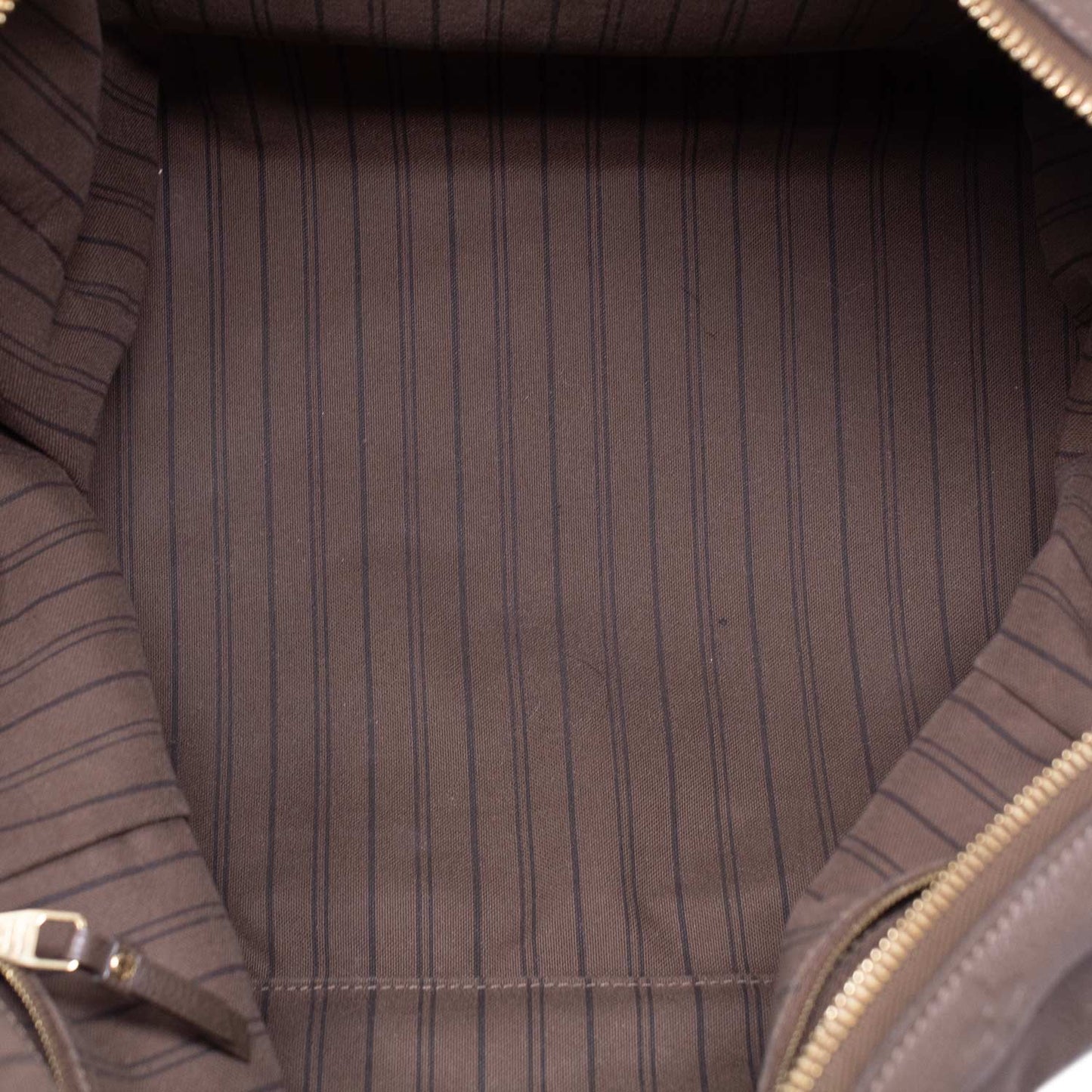 Louis Vuitton Lumineuse GM Empreinte Taupe
