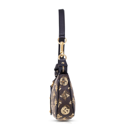 Louis Vuitton Pochette Eclipse Sequin Monogram