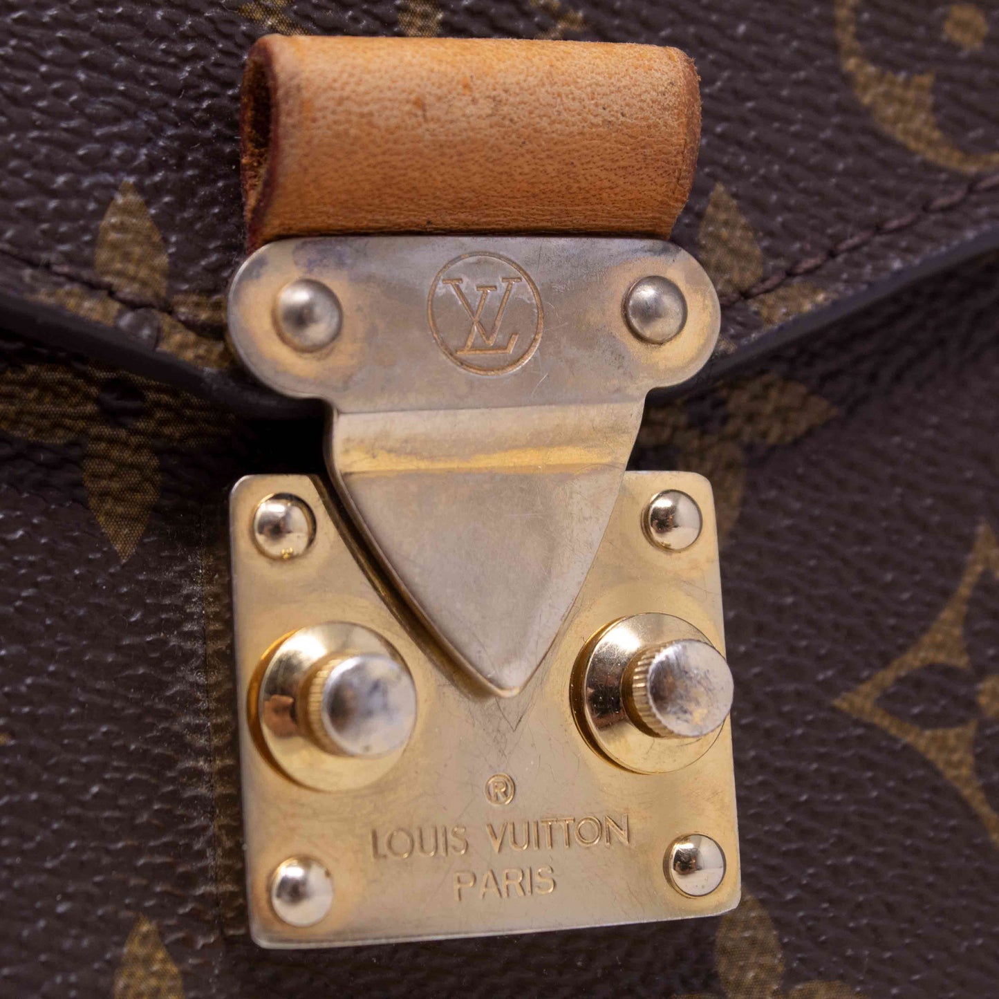 Louis Vuitton Pochette Métis Monogram
