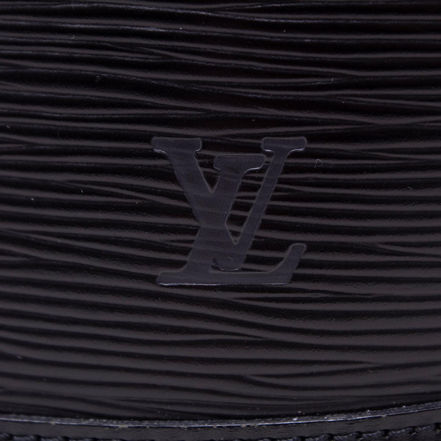 Louis Vuitton Secchiello Cluny Epi Nero