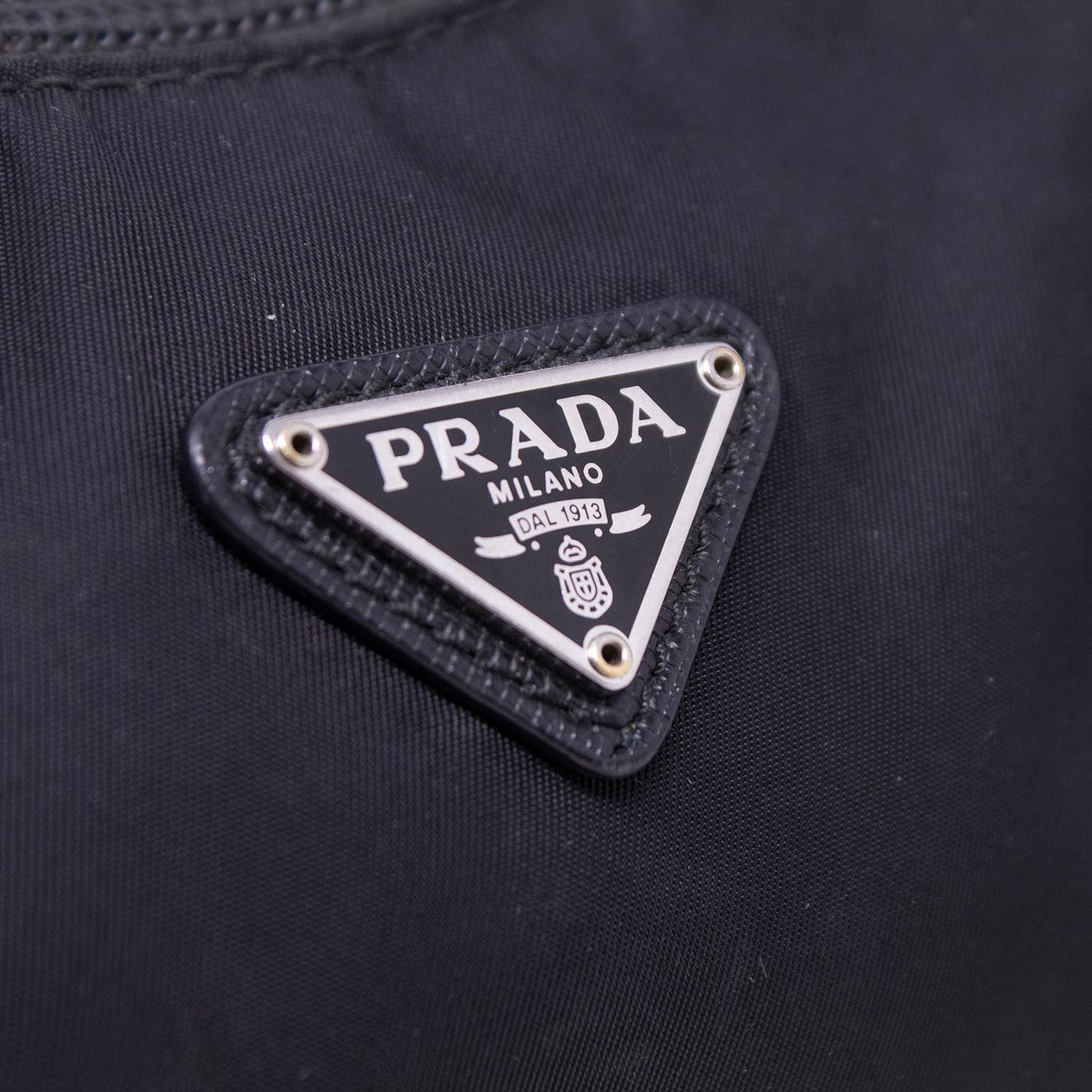 Prada Nylon Re-Edition 2000 Nera