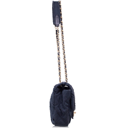 Chanel CC Media Patchwork Canvas Chevron blu