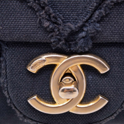 Chanel CC Media Patchwork Canvas Chevron blu
