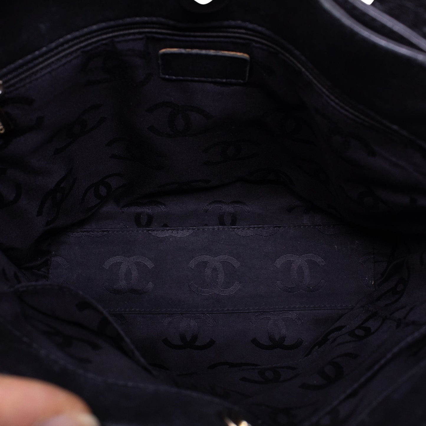 Chanel Tote Surpique Stitch Nera