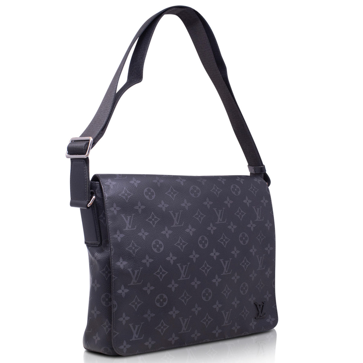 Louis Vuitton District Mm Monogram Eclipse