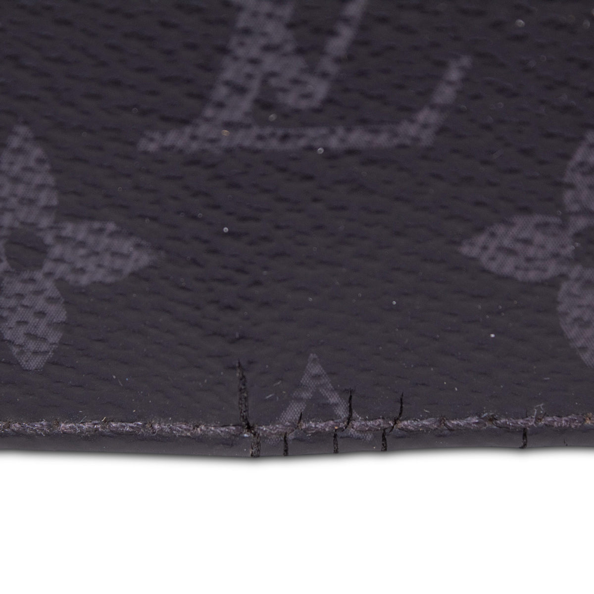 Louis Vuitton District Mm Monogram Eclipse