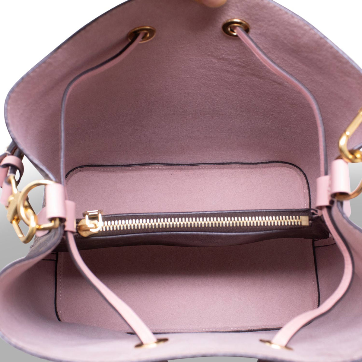 Louis Vuitton Néo Noé Monogram and Rose