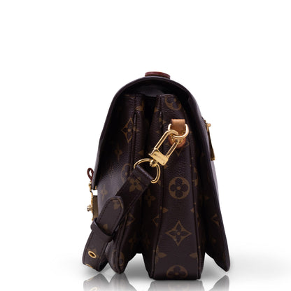 Louis Vuitton Pochette Metis Monogram