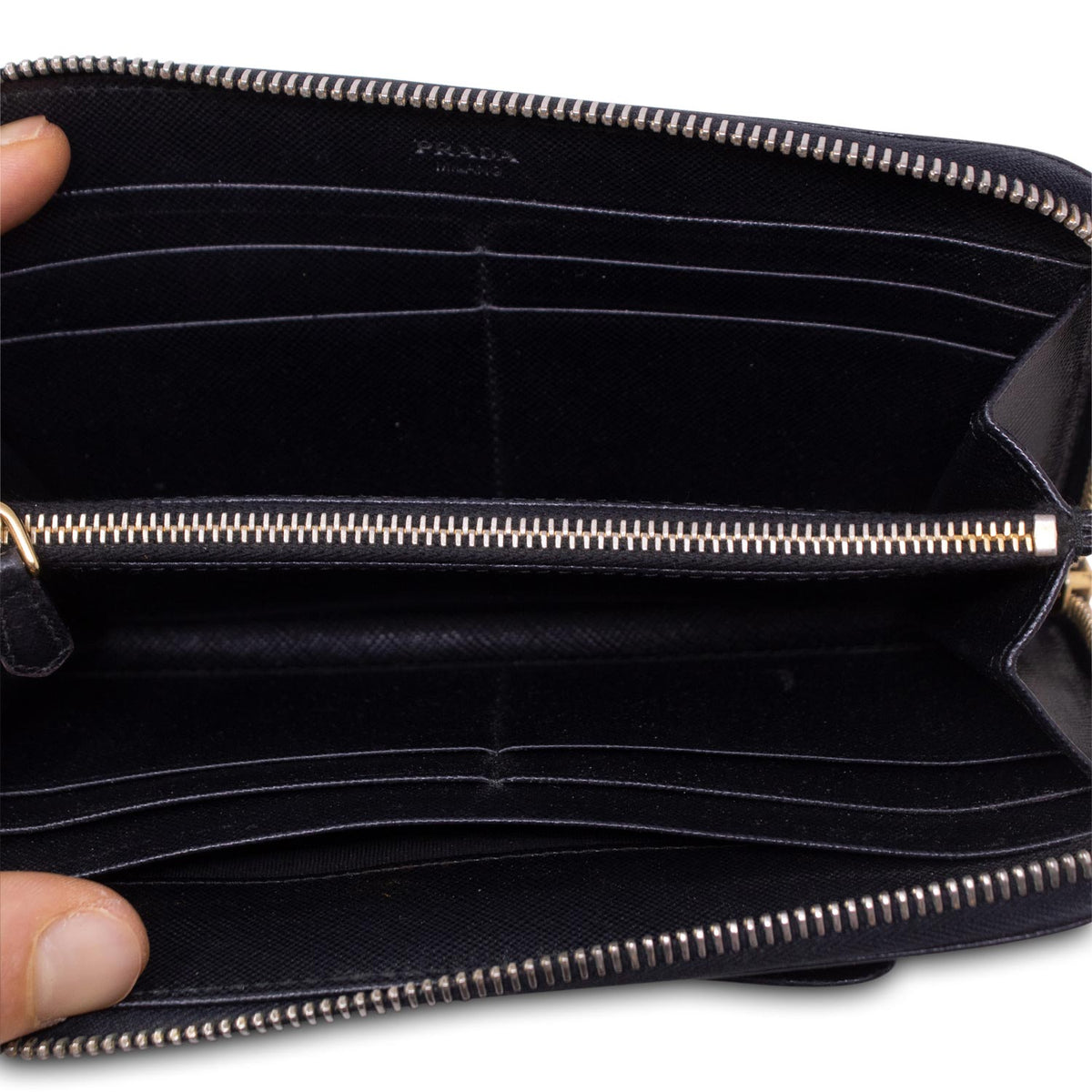 Prada Portafoglio  Zippy Saffiano Nero